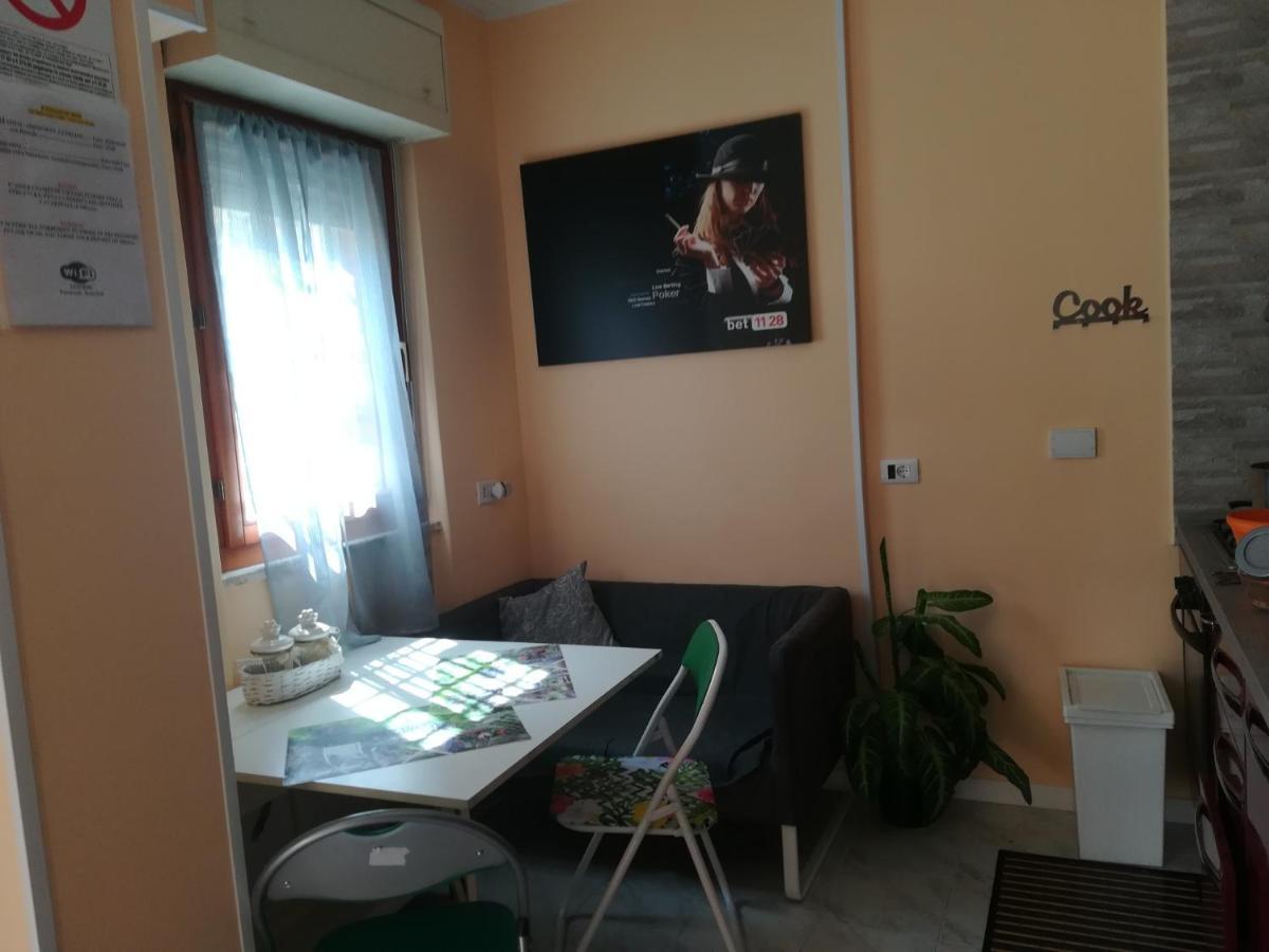 Il Girasole Di Ostia Apartment Ngoại thất bức ảnh