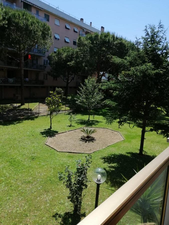 Il Girasole Di Ostia Apartment Ngoại thất bức ảnh